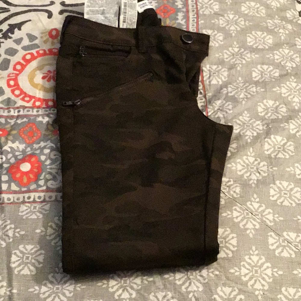 Skinny pants